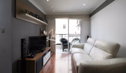 Apartamento à venda na Vila Nova Conceição, São Paulo-SP: 2 quartos, 1 suíte, 1 sala, 2 banheiros, 1 vaga de garagem, 60m². Venha conferir!