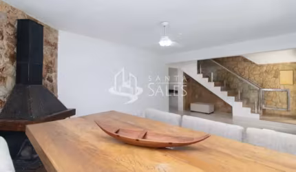 Casa à venda em São Paulo-SP, na Mooca: 2 quartos, 2 suítes, 4 banheiros, 3 vagas e 180m² de área!