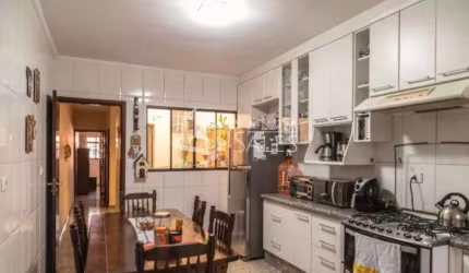 Imperdível: Casa à venda em São Paulo-SP, Vila Guilhermina! 3 quartos, 1 suíte, 1 sala, 1 banheiro, 2 vagas, 120m² de área.