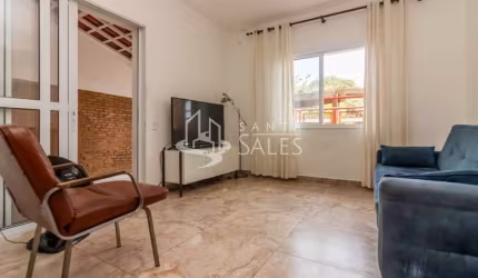 Casa à venda em São Paulo-SP, Vila Parque Jabaquara! 3 quartos, 2 suítes, 1 sala, 3 banheiros, 1 vaga de garagem.