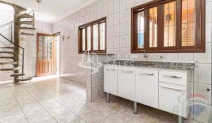 Impecável casa à venda em São Paulo-SP, Parque Nações Unidas: 3 quartos, 1 suite, 1 sala, 2 banheiros, 2 vagas, 200m².