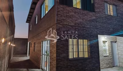 Imperdível casa à venda em São Paulo-SP, Jardim Anhangüera: 4 quartos, 1 suíte, 2 salas, 3 banheiros, 3 vagas, 200m²!