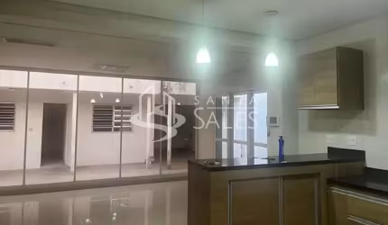 Casa à venda em São Paulo-SP, Vila Congonhas: 4 quartos, 2 suítes, 2 salas, 4 banheiros, 5 vagas, 220m² de área.
