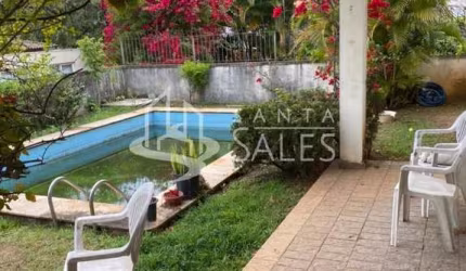 Maravilhosa casa de alto padrão à venda no Morumbi, São Paulo-SP: 4 quartos, 4 suítes, 3 salas, 4 banheiros, 4 vagas de garagem, 350m² de área.