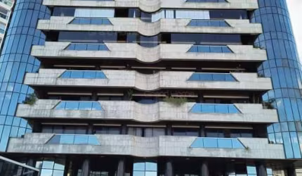 Cobertura 6 quartos em Itapuã