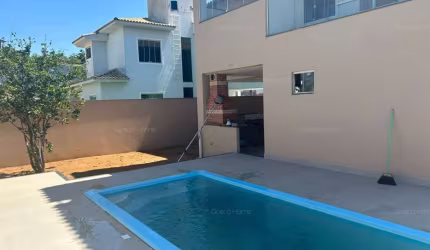 Casa 3 quartos em Interlagos