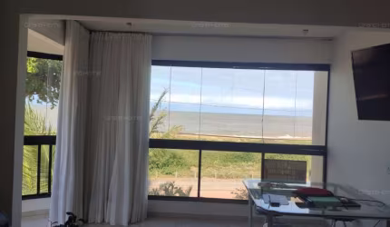 Cobertura 6 quartos em Ponta Da Fruta