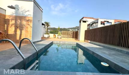 Cobertura à venda, 277 m² por R$ 3.350.000,00 - Beira Mar - Florianópolis/SC