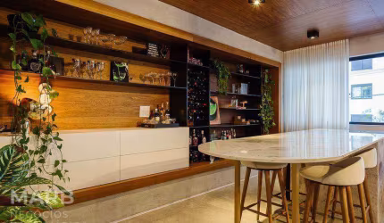 Apartamento com 4 dormitórios à venda, 207 m² por R$ 3.300.000,00 - Centro - Florianópolis/SC