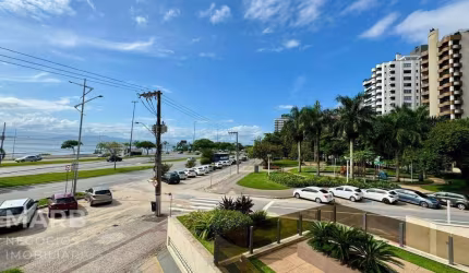 Apartamento com 3 dormitórios à venda, 111 m² por R$ 1.595.000,00 - Beira Mar - Florianópolis/SC