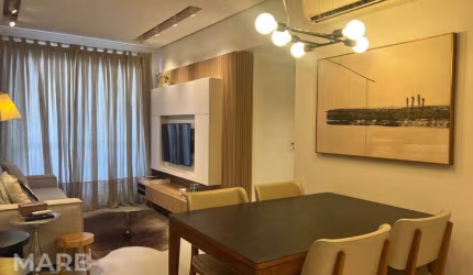 Apartamento com 2 dormitórios à venda, 68 m² por R$ 1.300.000,00 - Centro - Florianópolis/SC