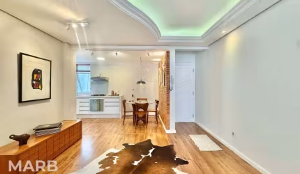 Apartamento com 3 dormitórios à venda, 105 m² por R$ 960.000,00 - Centro - Florianópolis/SC