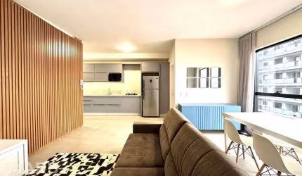 Apartamento com 2 dormitórios à venda, 64 m² por R$ 1.450.000,00 - Centro - Florianópolis/SC