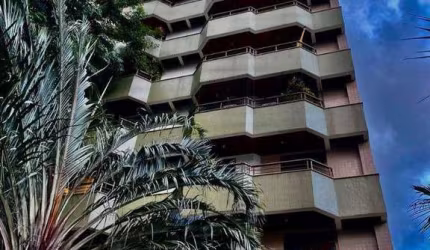 Apartamento com 3 dormitórios à venda, 135 m² por R$ 1.640.000,00 - Centro - Florianópolis/SC
