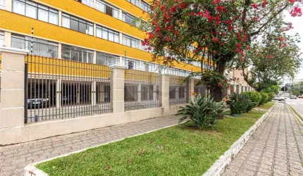 Apartamento com 3 quartos à venda em Cristo Rei - PR