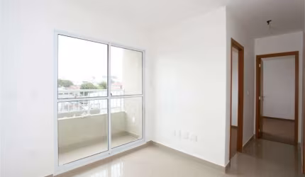 Apartamento com 2 quartos à venda em Xaxim - PR