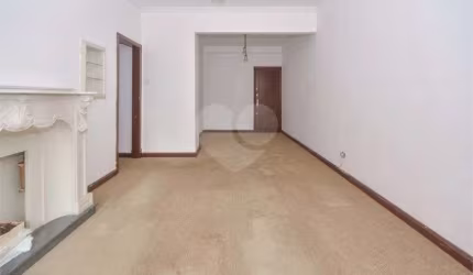 Apartamento com 3 quartos à venda em Centro - PR
