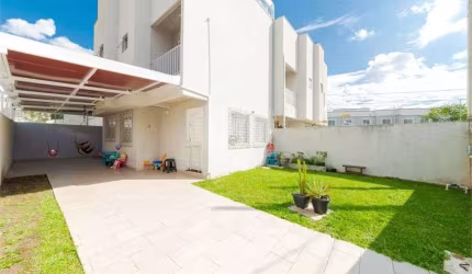 Sobrado com 3 quartos à venda em Uberaba - PR