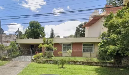 Casa com 4 quartos à venda em Bigorrilho - PR