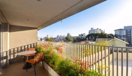 Apartamento com 3 quartos à venda em Ahú - PR