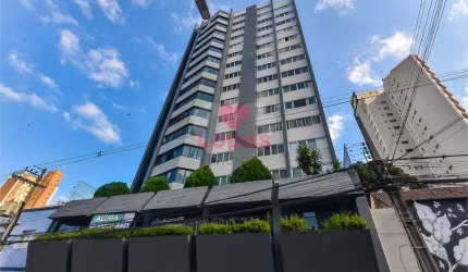 Apartamento com 4 quartos à venda em Batel - PR