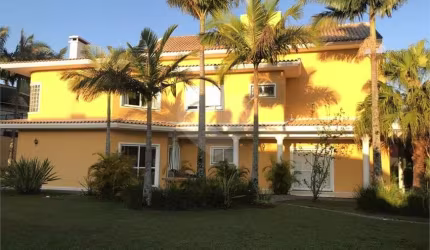 Casa com 5 quartos à venda ou para locação em Santa Felicidade - PR