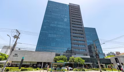 Sala comercial à venda na Rua Vinte e Quatro de Outubro, 1440, Auxiliadora, Porto Alegre por R$ 2.130.000