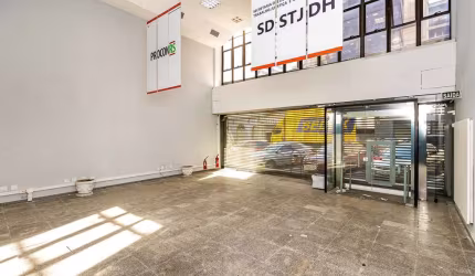 Prédio para alugar na Rua Sete de Setembro, 723, Centro Histórico, Porto Alegre por R$ 45.000