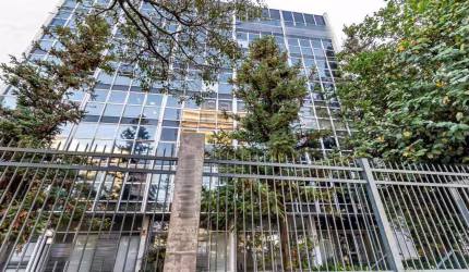 Ponto comercial à venda na Avenida Carlos Gomes, 1145, Petrópolis, Porto Alegre por R$ 695.000