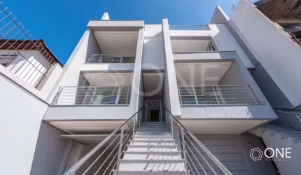 Casa em condomínio fechado com 3 quartos à venda na Praça Frederio Arnaldo Ballvé, 667, Jardim Planalto, Porto Alegre por R$ 890.000