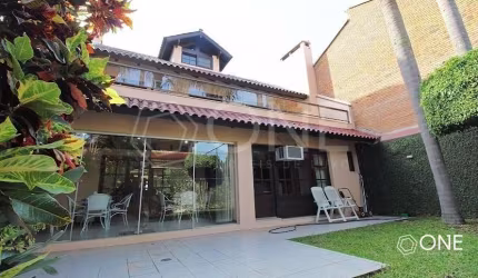 Casa em condomínio fechado com 4 quartos à venda na Rua Doutor Barbosa Gonçalves, 610, Chácara das Pedras, Porto Alegre por R$ 2.990.000