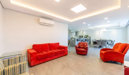 Casa em condomínio fechado com 3 quartos à venda na Rua Mozart, 98, Três Figueiras, Porto Alegre por R$ 2.490.000