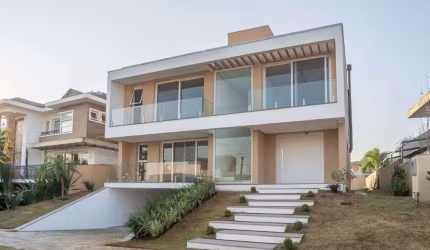 Casa em condomínio fechado com 3 quartos para alugar na Estrada das Três Meninas, 1501, Vila Nova, Porto Alegre por R$ 17.900
