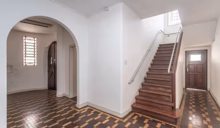 Casa comercial para alugar na Rua Marquês do Pombal, 162, Moinhos de Vento, Porto Alegre por R$ 16.800
