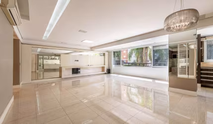 Apartamento com 3 quartos à venda na Avenida Túlio de Rose, 400, Jardim Europa, Porto Alegre por R$ 2.500.000
