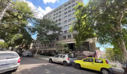 Sala comercial à venda na Avenida Mariland, 403, Auxiliadora, Porto Alegre por R$ 827.605