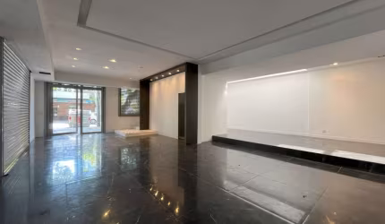 Casa comercial para alugar na Rua Doutor Timóteo, 794, Moinhos de Vento, Porto Alegre por R$ 19.000
