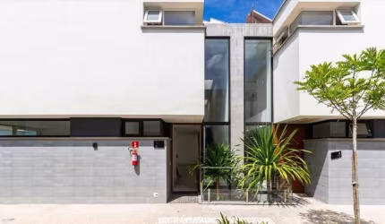 Casa em condomínio fechado com 4 quartos à venda na Rua Cristóvão Pereira, 529, Brooklin, São Paulo por R$ 4.990.000