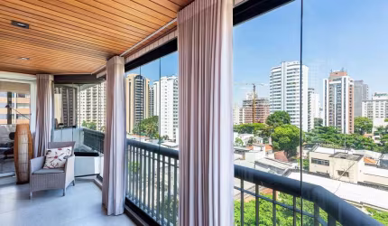 Apartamento com 3 quartos à venda na Rua Inhambú, 1233, Moema, São Paulo por R$ 3.800.000