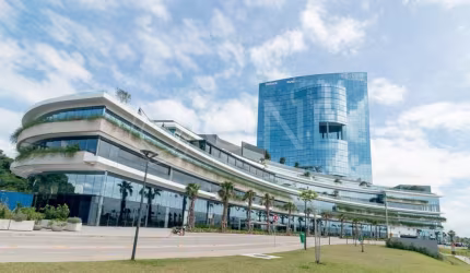 Sala comercial à venda na Avenida Padre Cacique, 2893, Praia de Belas, Porto Alegre por R$ 2.800.000