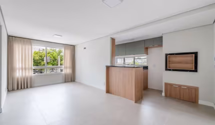 Apartamento com 3 quartos para alugar na Padre Alois Kades S J - Lado Par, 500, Jardim Europa, Porto Alegre por R$ 5.000