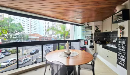 Apartamento com 3 quartos à venda na Rua Batataes, 453, Jardins, São Paulo por R$ 3.300.000