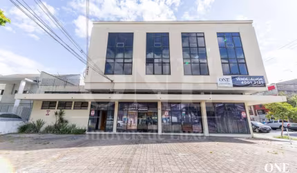 Prédio à venda na Avenida Cairu, 585, Navegantes, Porto Alegre por R$ 2.700.000