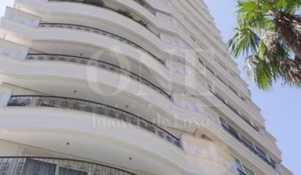 Apartamento com 3 quartos à venda na Rua Santo Inácio, 525, Moinhos de Vento, Porto Alegre por R$ 5.400.000