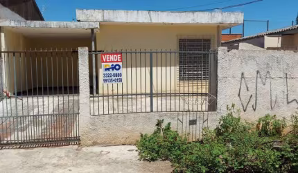 Casa a Venda  Terreno 366,30M² , Construção 107 M² Região Central .