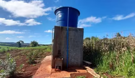 Chácara a Venda área de 24.000M² escriturada  , poço artesiano , energia
