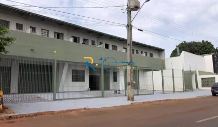 Prédio com salão e 12 Kitnetes  a venda  região Central  Londrina PR