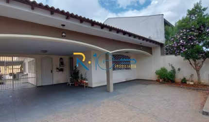 Casa assobradada  a Venda Terreno de 309,38 M² , 219,86 M² de construção  .
