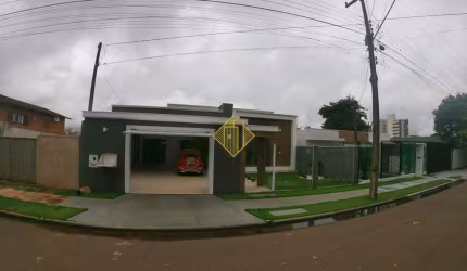 EXCELENTE CASA NO JARDIM LA SALLE COM PISCINA / EDÍCULA COMPLETA