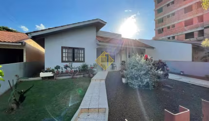 Casa à venda, 2 quartos + 1 suíte, Jd Pancera - Toledo/PR